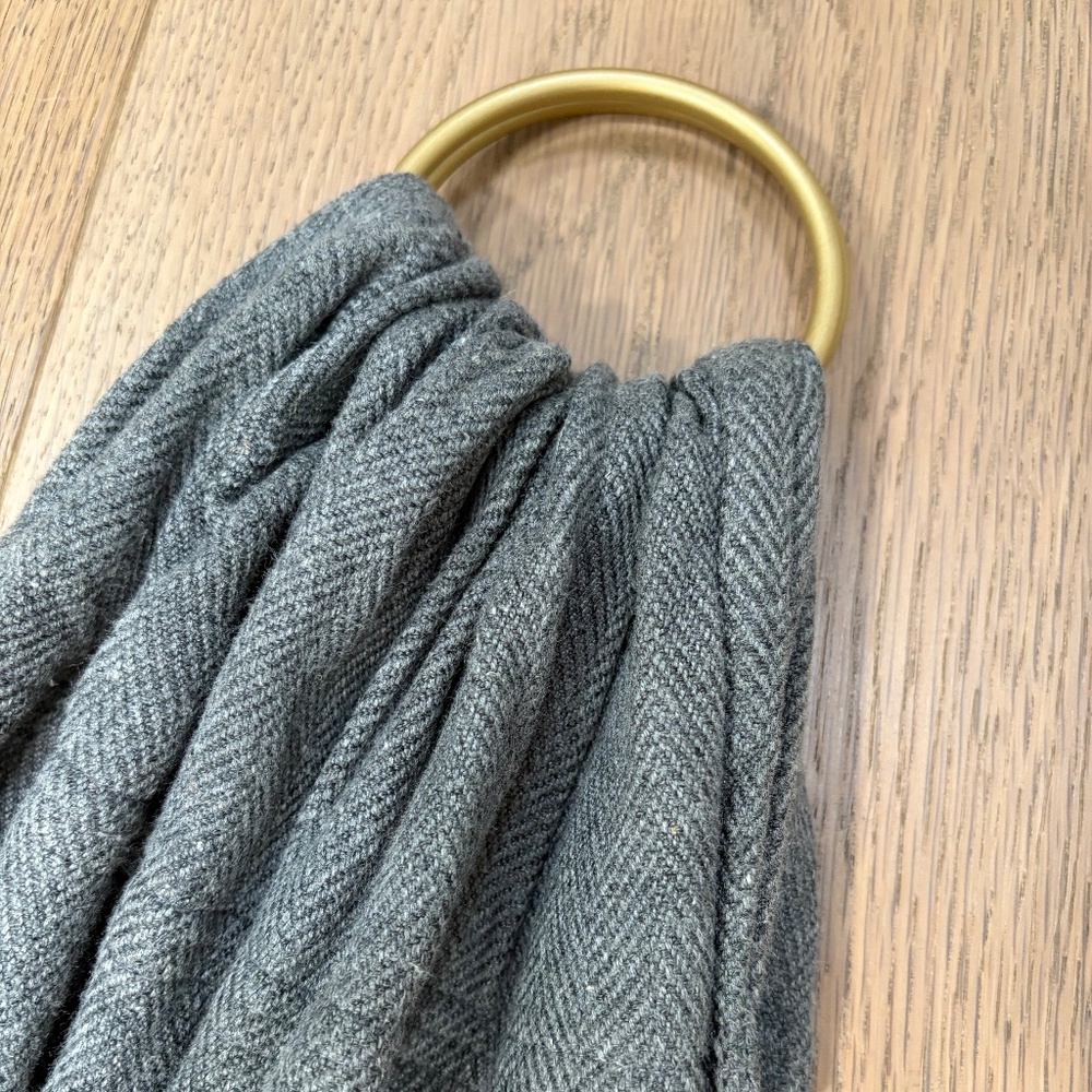 Sakura Bloom Granite Theory Ring Sling, gold rings